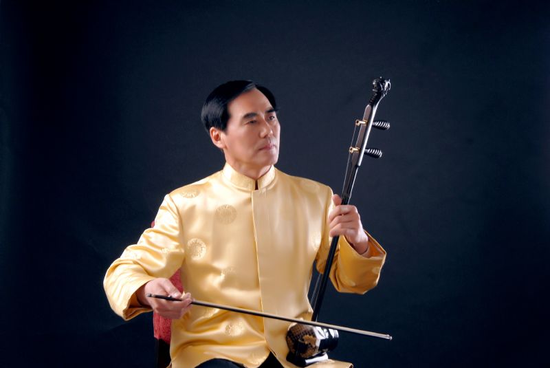 印再深:二胡,高胡演奏家.沈阳音乐学院教授,硕士研究生导师.